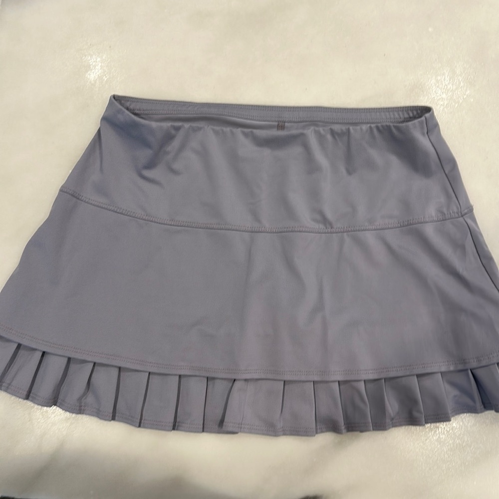 Lucky in Love x K-swiss pleated tennis skort skirt size M. 13”.